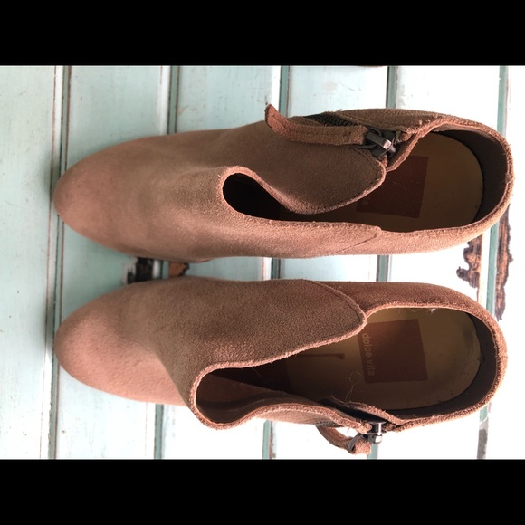 Slip on booties, never worn - Picture 2 of 4